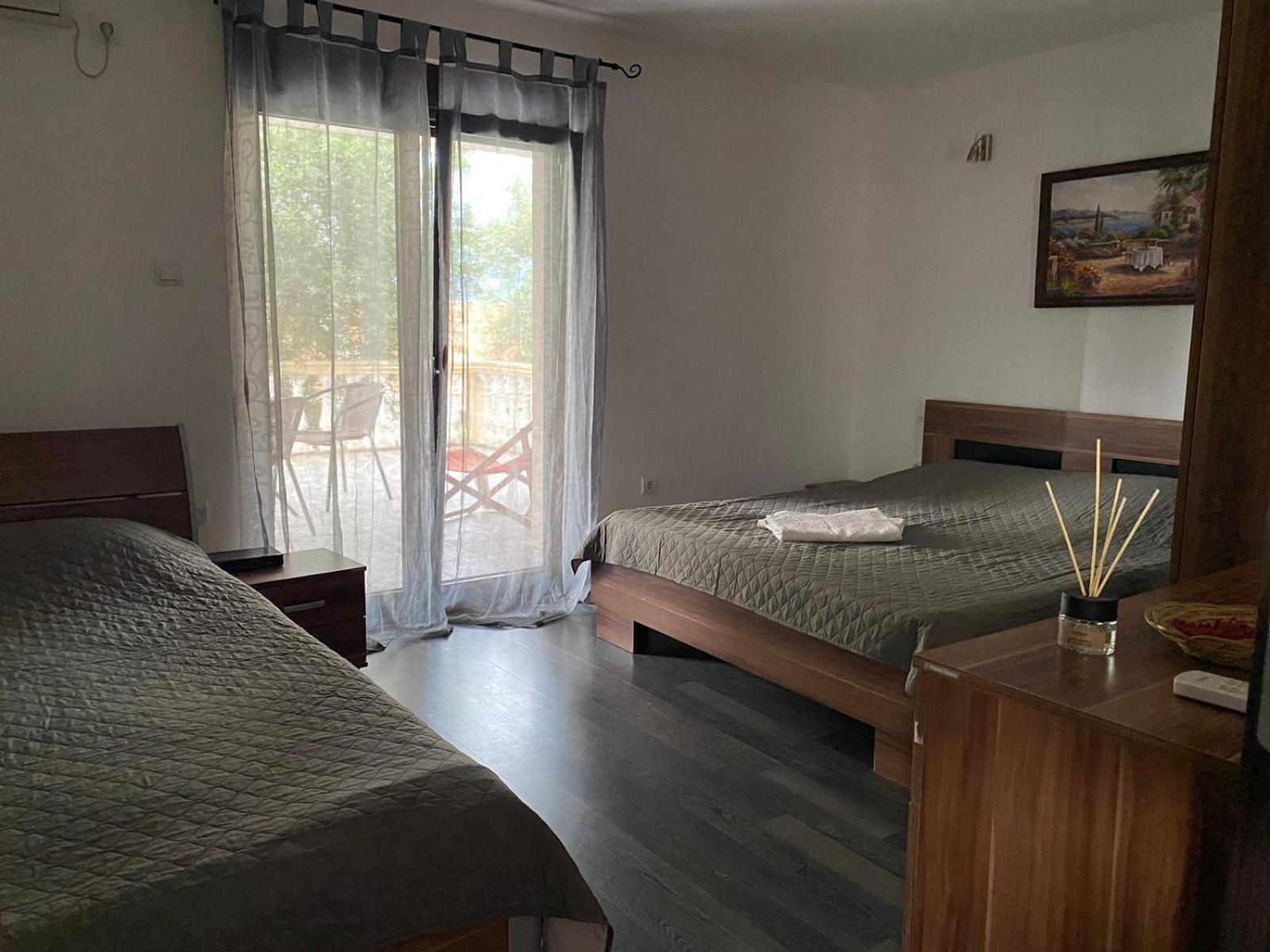 Apartments Arina Krasići Eksteriør billede