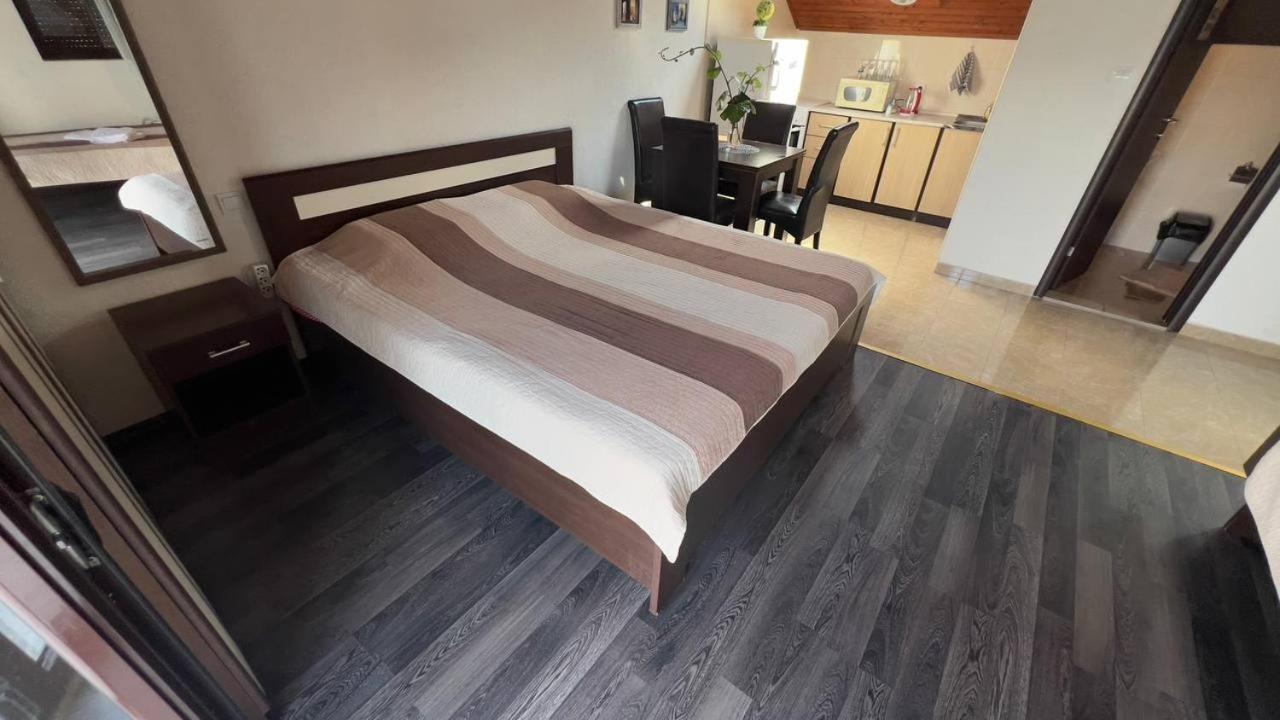Apartments Arina Krasići Eksteriør billede